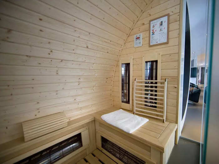 Also offered are a sauna and small kitchen with an oven and microwave...