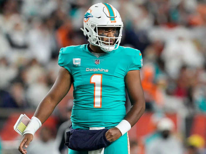 SIT: Tua Tagovailoa, QB, Miami Dolphins