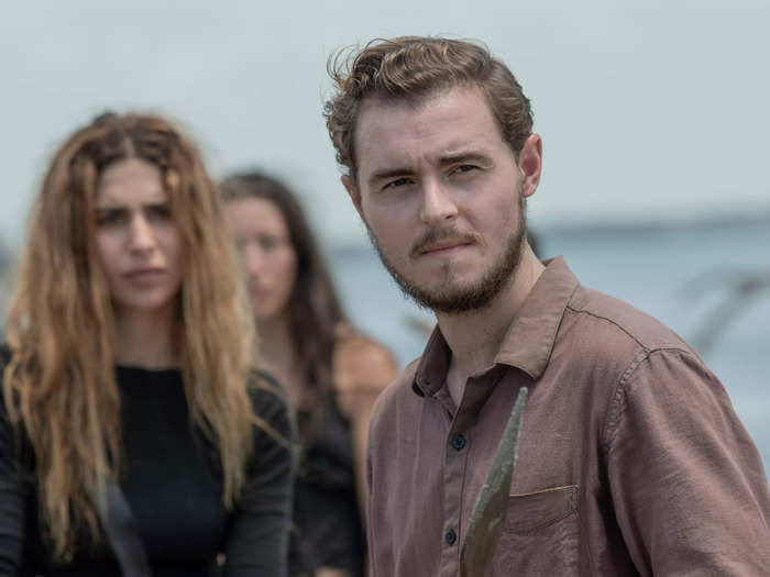 Callan McAuliffe said "TWD" should get into aliens.