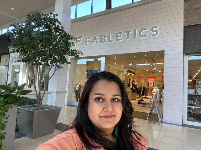 After fighting through traffic for about an hour, I made it to the Fabletics store at the Perimeter Mall in Atlanta, Georgia.