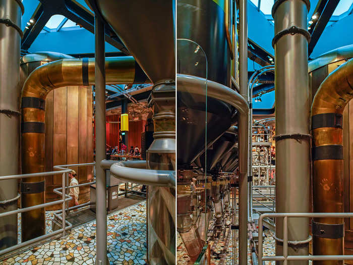 Unlike ordinary Starbucks locations, the Starbucks Roastery Reserve has a roasting plant inside where customers get an inside look at the coffee-making process.