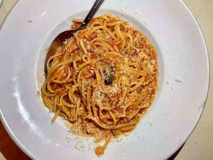 But my favorite pasta at Giorgio Baldi was the spaghetti pomodoro, another Rihanna selection.