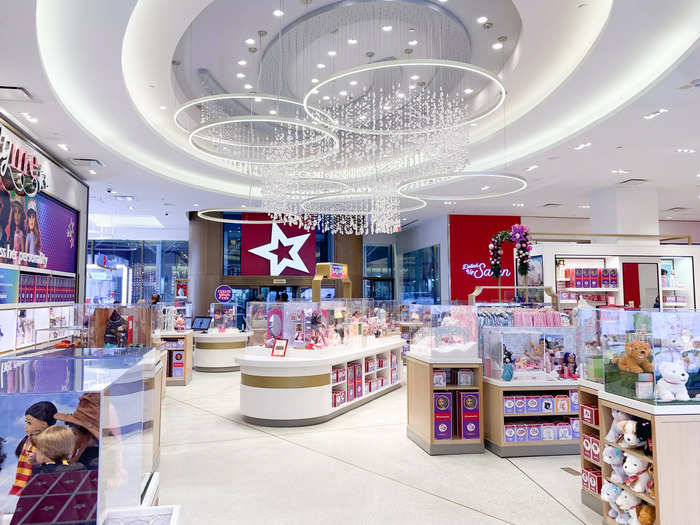 It was also in 1998 that Rowland first had the idea to open a store called the American Girl Place in Chicago. The store — which combined shopping, dining, and entertainment — was by all measures ahead of its time.