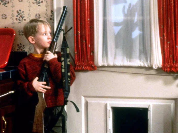 "Home Alone" (1990)