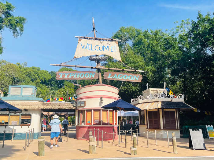 I visited Typhoon Lagoon for the first time in a decade.