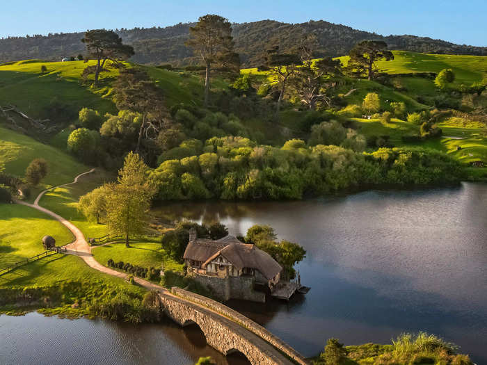 According to the listing, the property is on a 2,500 acre working farm in New Zealand