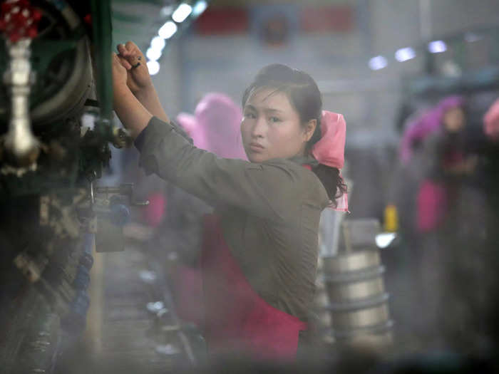 The Suk Pyongyang textile factory in Pyongyang has said that it produces about 200 tons of silk every year.