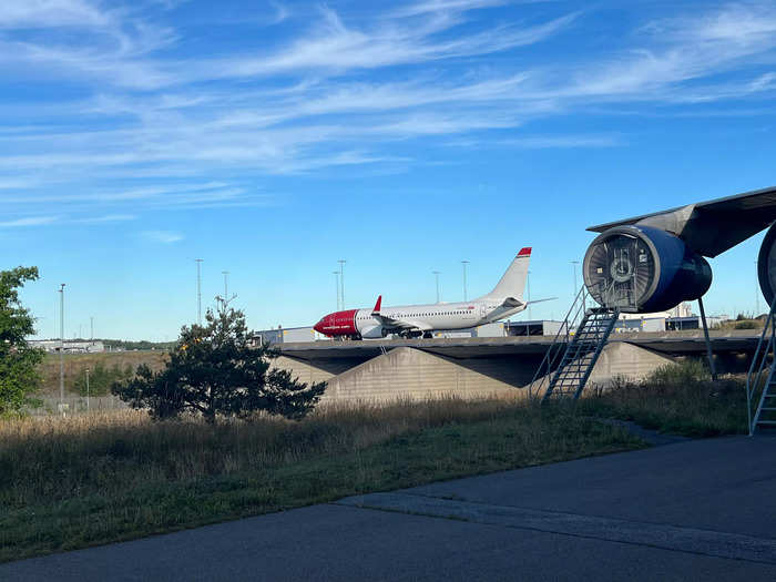 I arrived at Stockholm Arlanda Airport after a two-hour Ryanair flight from London. The Jumbo Stay 747 is located just half a mile from the airport, making it very easy to get to either on foot or by bus.