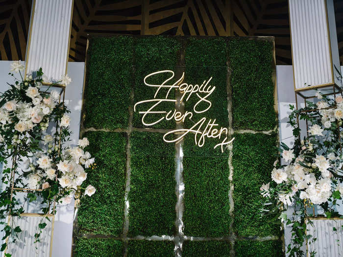 More couples will be skipping boxwood-wall backdrops in favor of more personalized and up-to-date decor.