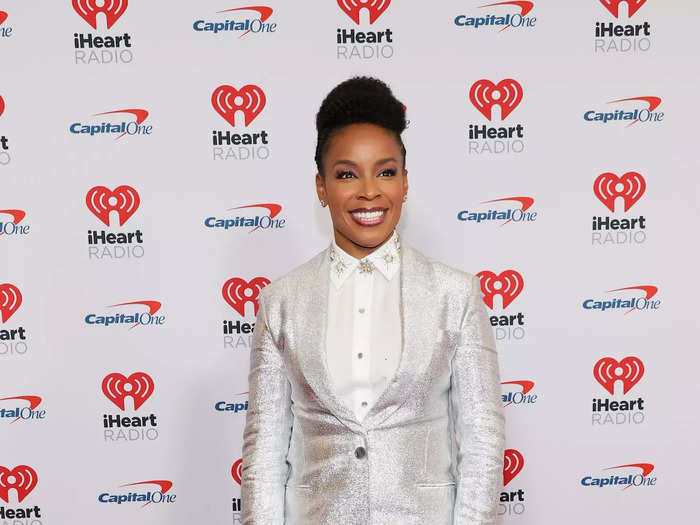 Amber Ruffin walked the red carpet in a sparkling suit and matching shoes.