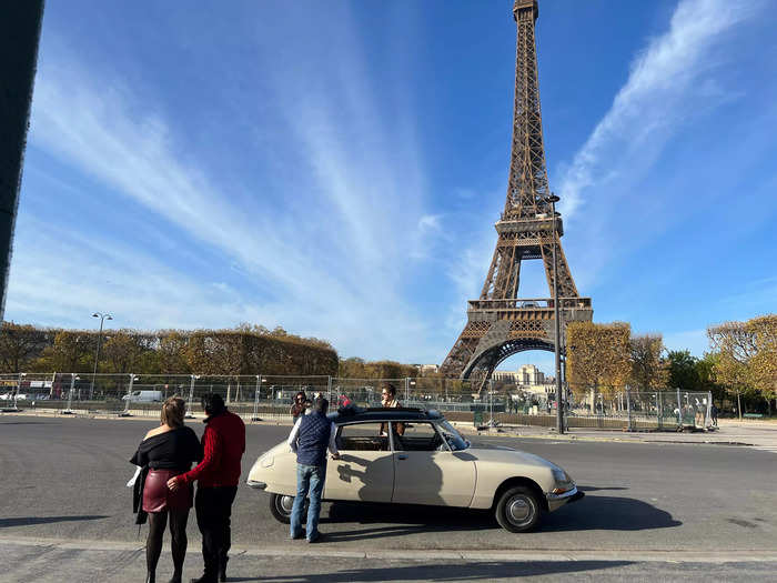 The closer I got, the more my view was obstructed by other tourists and the steel fences that herd visitors toward the landmark.