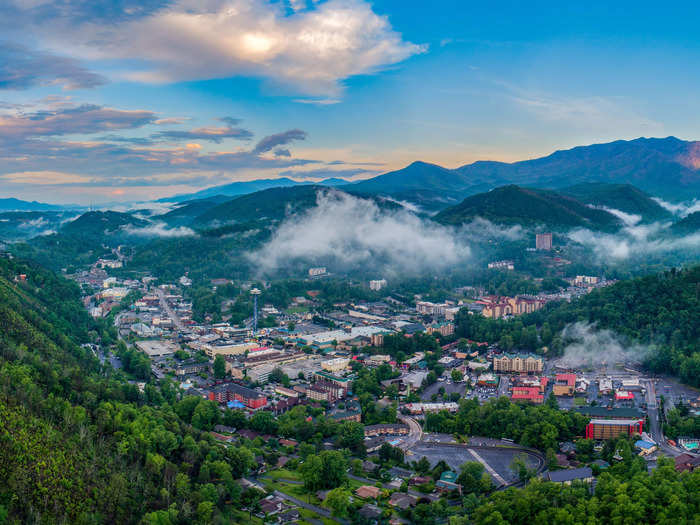 Travel to East Tennessee and the Great Smoky Mountains, to celebrate Dolly Parton and experience a new ride at Dollywood.