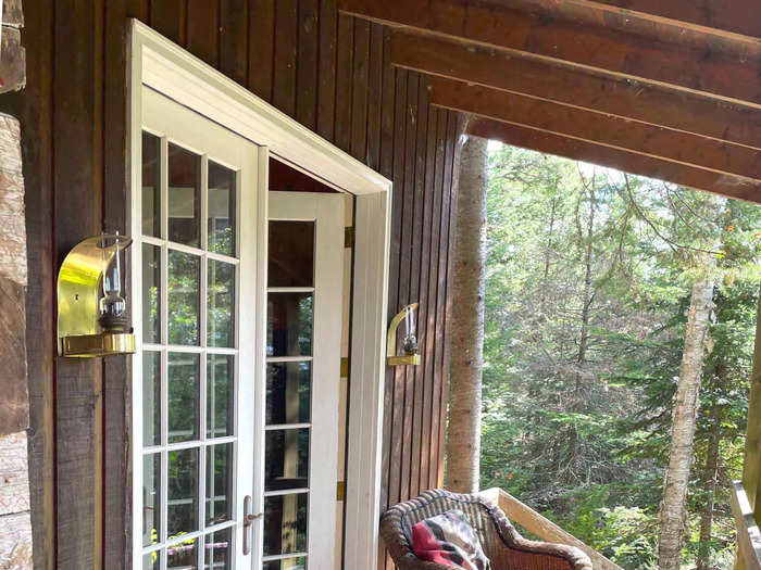 The house features a stunning porch.