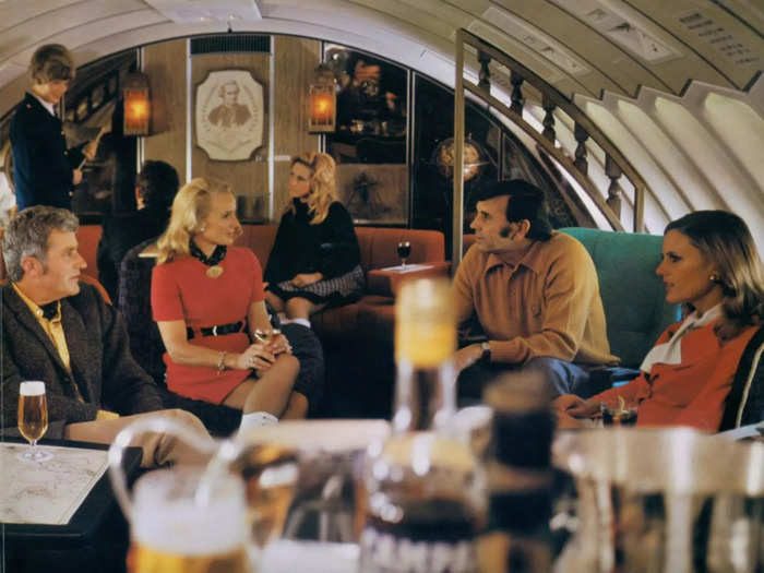 Meanwhile, Australian flag carrier Qantas had the Captain Cook Lounge in its 747