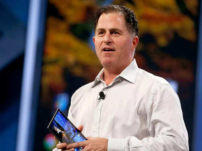 Michael Dell, who has a net worth of over $47 billion, has a lavish real estate empire that spans from Texas to New York City. But when it comes to vacation, Dell likely heads to Hawaii, where he owns a palatial estate called the "Raptor Residence."