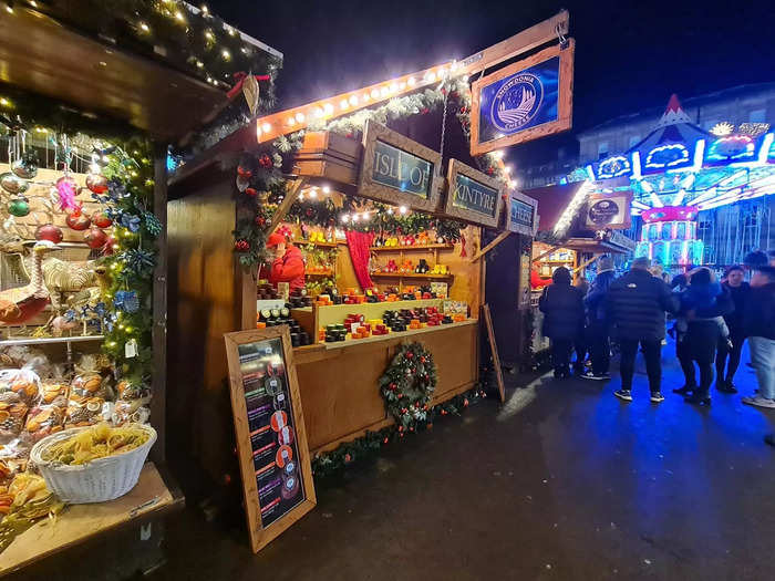 We started by exploring the market stalls and eyed some delicious-looking cheese, chocolate, churros, and candy.