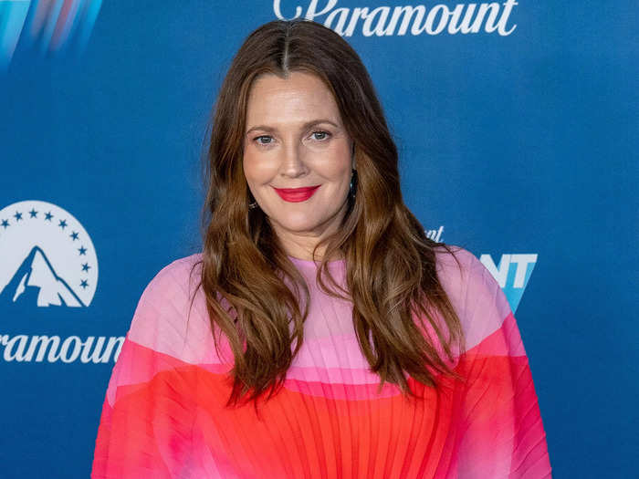 Similarly, Drew Barrymore never officially converted but had a traditional Jewish wedding and adopted many Jewish traditions.