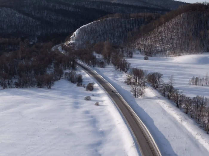 In "One Royal Holiday," the cast is shown traveling through snow-capped mountains to get to Kentsbury.