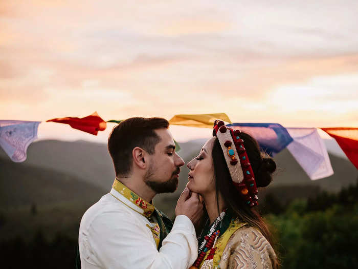 Photographers also captured newlyweds