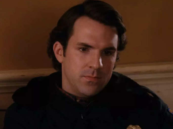 Paul Schneider plays Brad, Amy