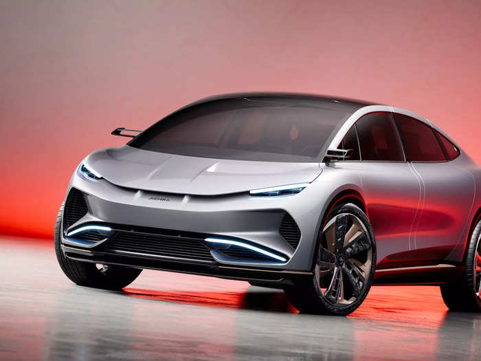 Then Italian electric-car startup Aehra has the SUV for you.