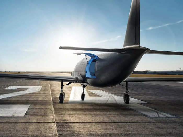 European manufacturing company Dronamics will soon debut the Black Swan — a pilotless drone certified to carry freight in the European Union starting in 2023.