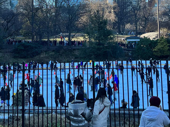 There were also people lined up around the gates — I felt like I was at the zoo.