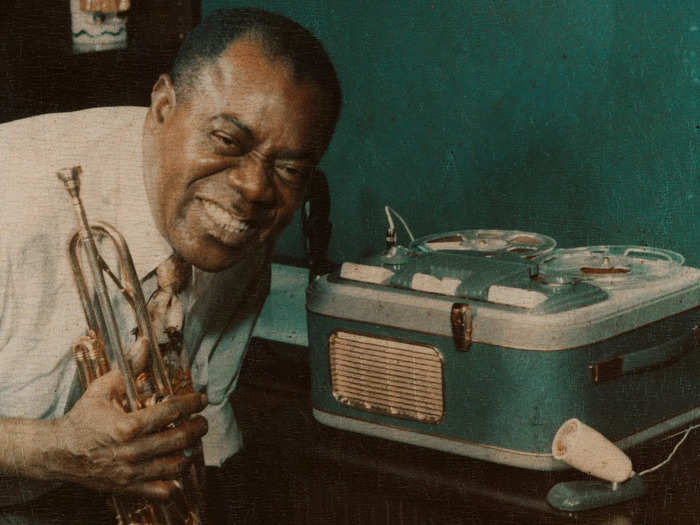 "Louis Armstrong: Black & Blues"