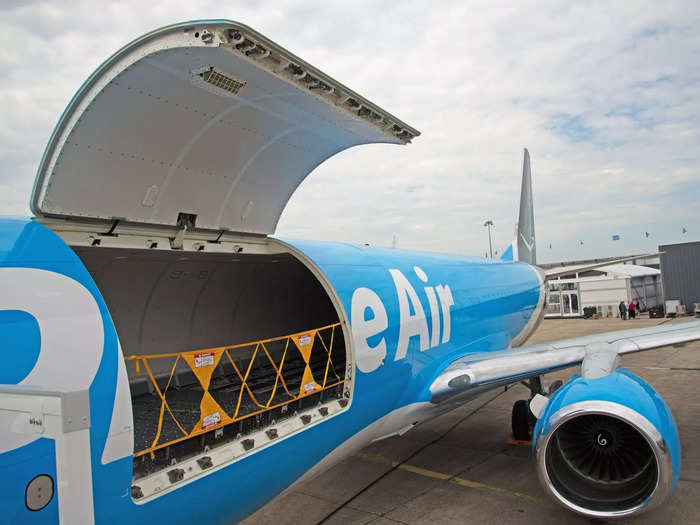 The online retailer has partnered with a handful of operators worldwide to power its Amazon Air arm, including two other US commercial carriers: Sun Country Airlines using the Boeing 737-800BCF…