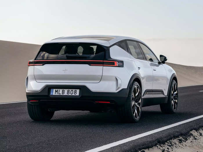 As we learned driving the Polestar 2 sedan, a lack of prominent branding means you’ll have to get used to people asking you what the heck you’re driving.