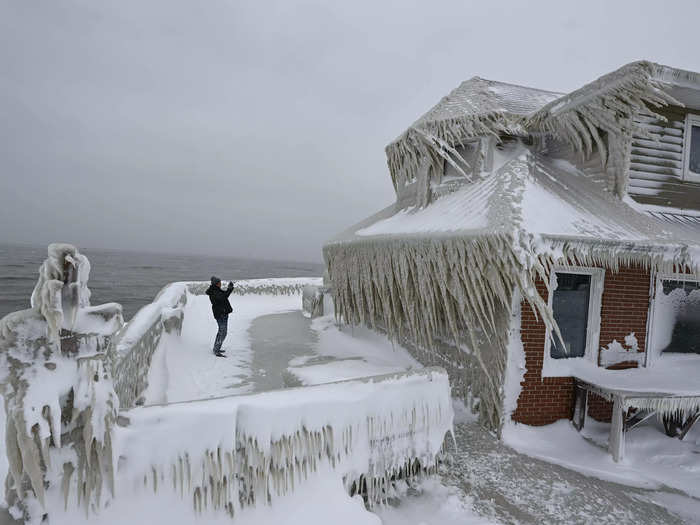 In a December 22 interview with Buffalo news and talk radio station WBEN, Kevin Hoak said they were no strangers to snowy conditions.