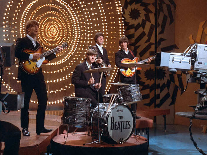 1968: "Hey Jude" — The Beatles