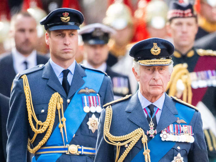 Hussein said this photo showed the "great dignity and grief" of Charles and William as they walked behind the Queen