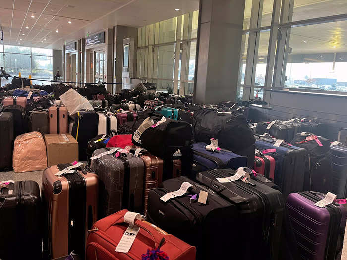 After Southwest canceled flights over the festive period, suitcases started to amass on Tuesday in the baggage claim area in Sacramento International Airport in California.