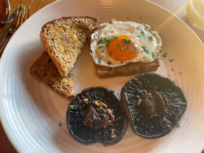 Finally, I headed up to the lodge, where complimentary breakfast is served each morning. There, I joined other families and couples for a meal of eggs, toast, and mushrooms.