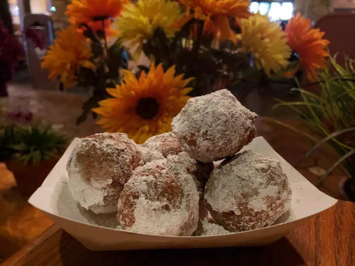 I liked the powdered cinnamon-sugar doughnut holes from Pecos Bill Tall Tale Inn and Cafe, but wouldn