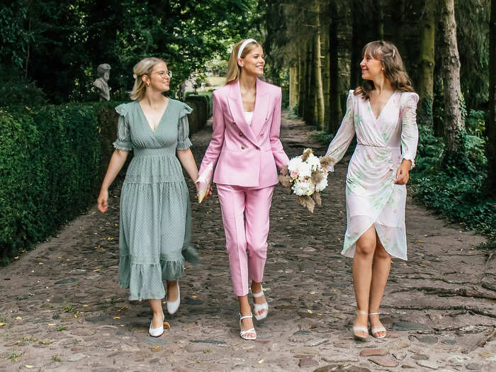 Luise Jäsche got married in a pink suit from Zara, despite initially planning to wear a traditional dress.