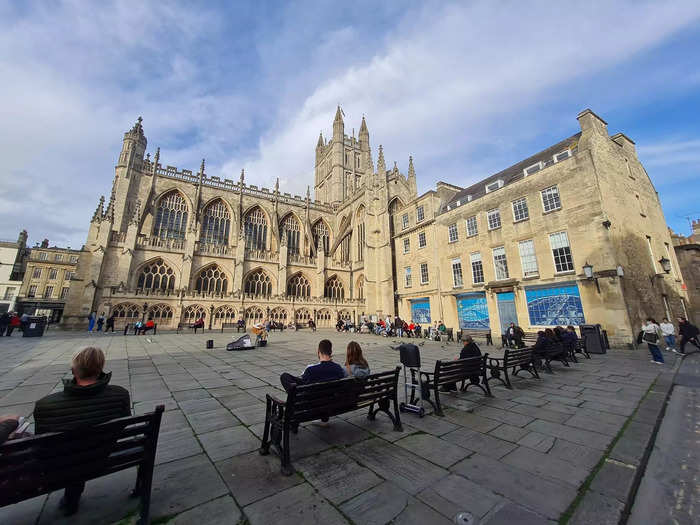The Georgian architecture and relaxed atmosphere made me feel like I was on a European vacation rather than at home in the UK. Bath Abbey