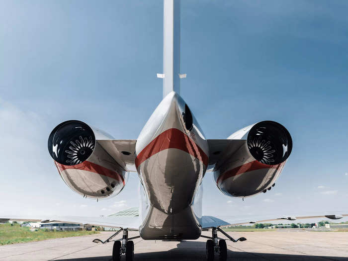 Although us regular flyers have to abide by airline rules, VistaJet guests wouldn