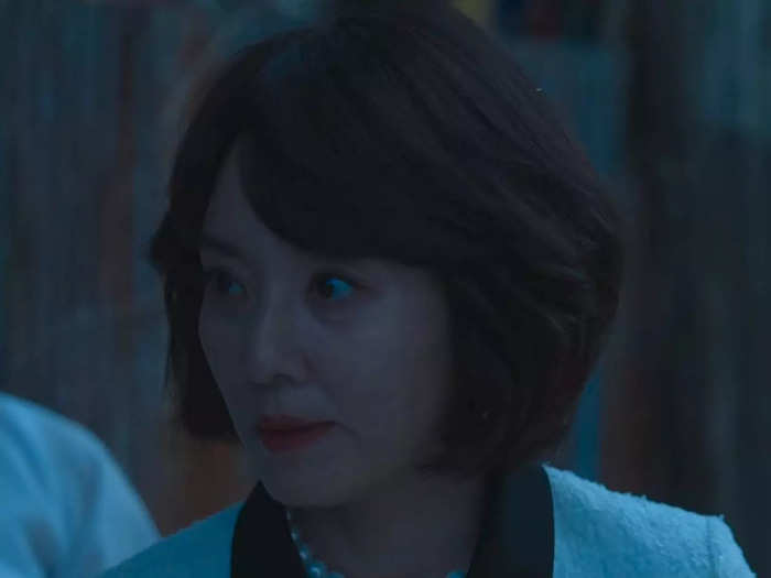 In episode 1, Yeon-jin