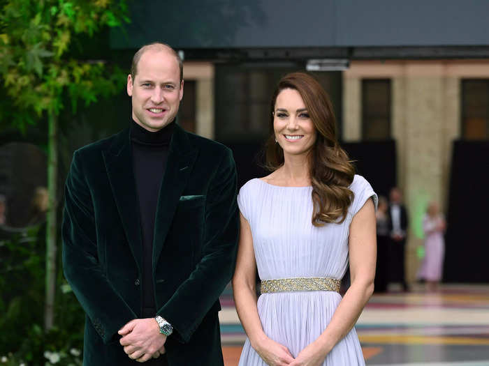 To attend the Earthshot Prize award show in October, she wore a stunning periwinkle gown with a gold belt.