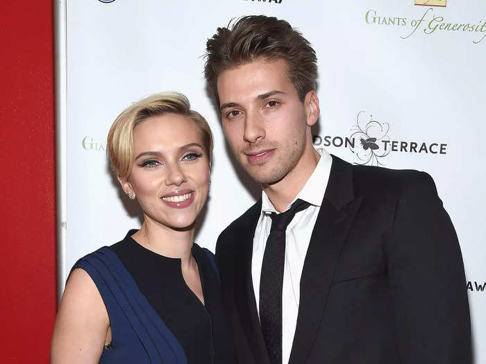 Scarlett Johansson and her twin brother, Hunter, barely resemble each other.