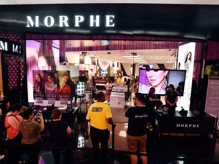 These grand openings quickly became massive events for beauty fans.