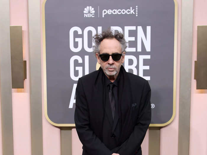 Tim Burton also wore an all-black look.