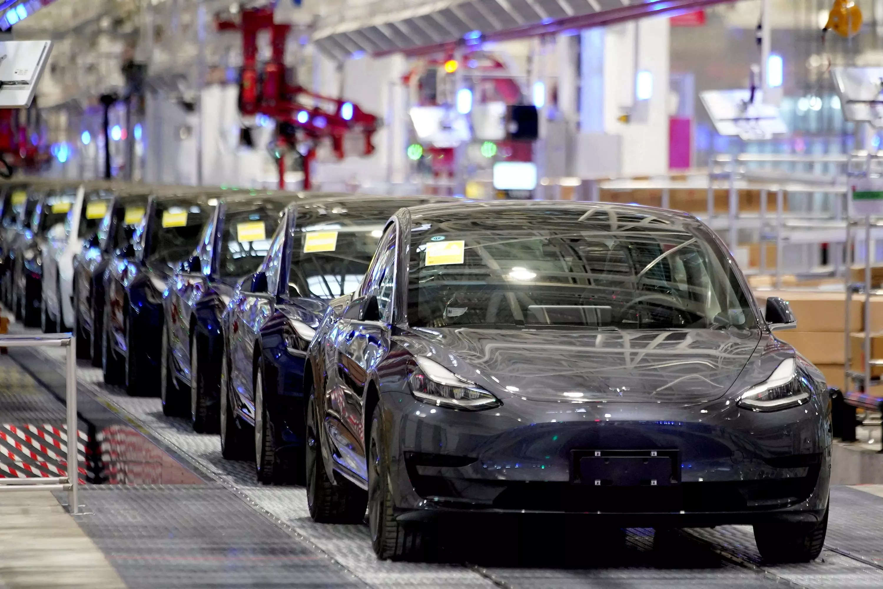 Tesla Model 3 vehicles queued up at the carmaker
