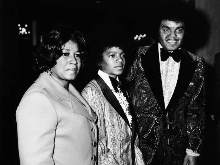 January 1973: The Jackson family wore iconic patterned suits to the 30th Golden Globe Awards.