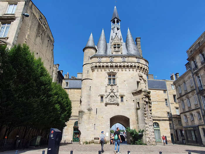 I discovered the charming Old Town area of Bordeaux is a UNESCO World Heritage Site.