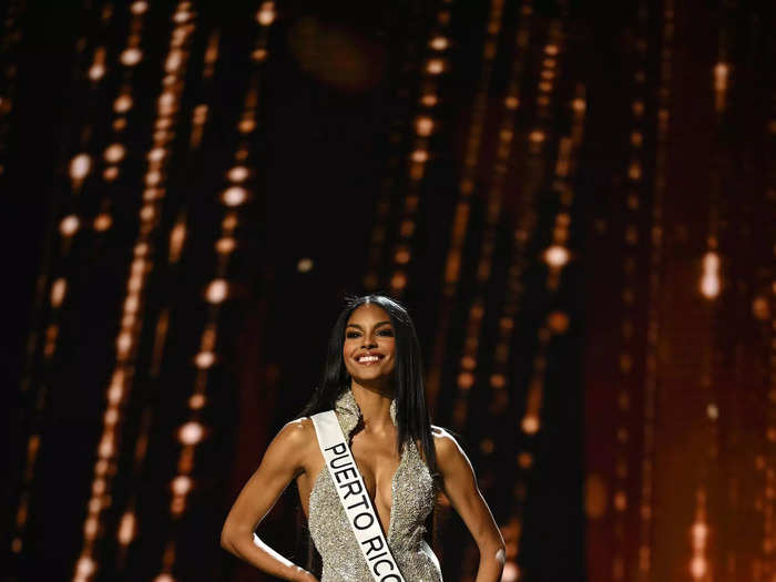 Miss Puerto Rico Ashley Cariño shimmered in silver on the Miss Universe stage.