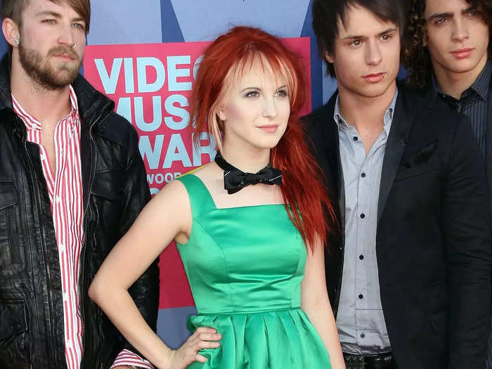 As Paramore rose to fame and started attending red carpets, Williams aimed to land herself on "worst-dressed" lists.