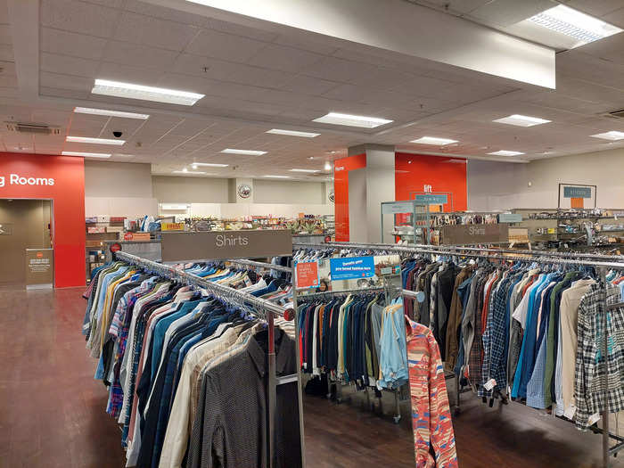 There were mirrors at the end of almost every rack of clothing, which made it easy if shoppers wanted to check if a color suited them or try on a jacket without heading to the fitting rooms.
